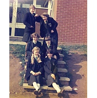 1977_OIIIb_Klassenfoto_cl.jpg